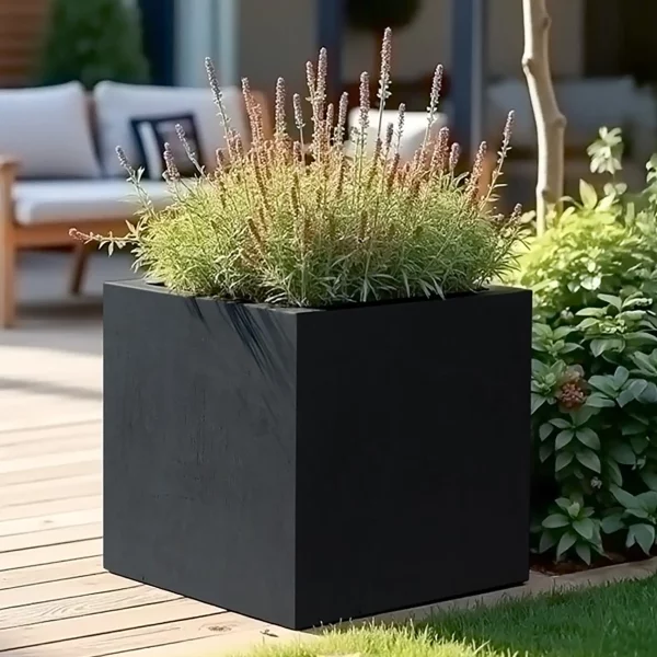 Square Box Faux Lead Light Concrete Garden Planter H40 L40 W40 cm, 65 ltrs Cap.