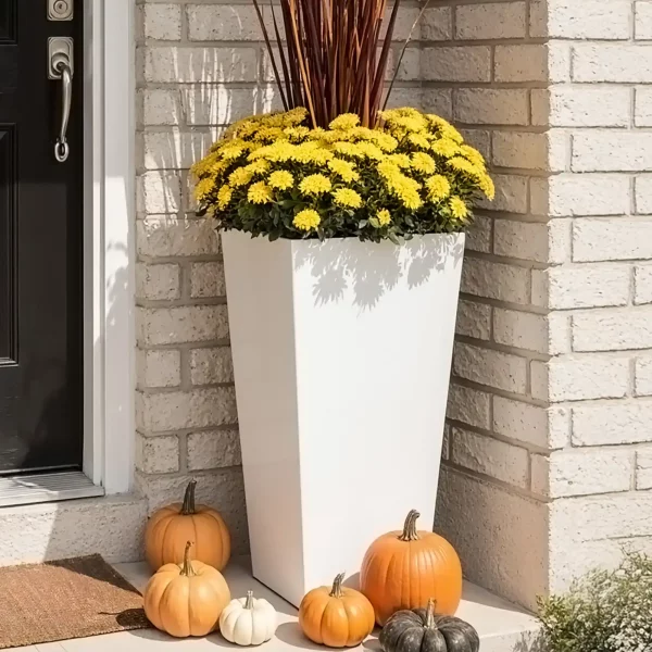 Tall Tapered White Light Concrete Garden Planter H65 L32 W32 cm, 67 ltrs Cap.