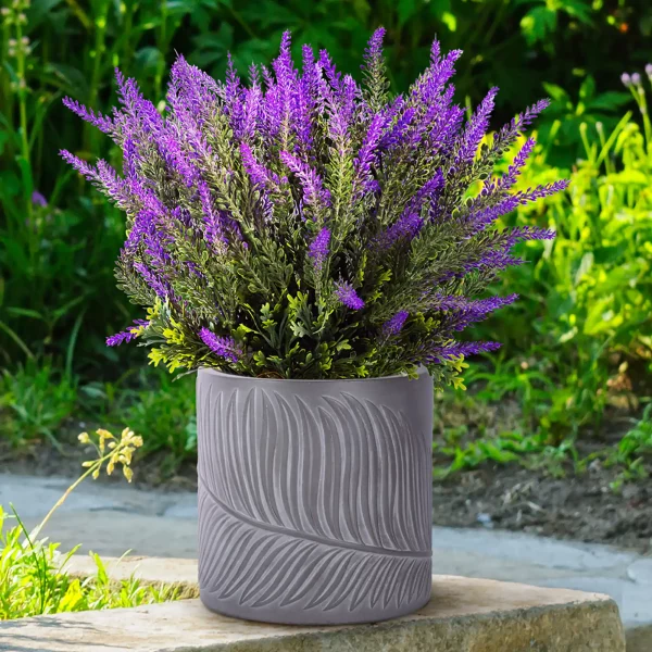 Leaf Embossed Brown Round Garden Planter D24 H24 cm, 10.9 ltrs Cap.