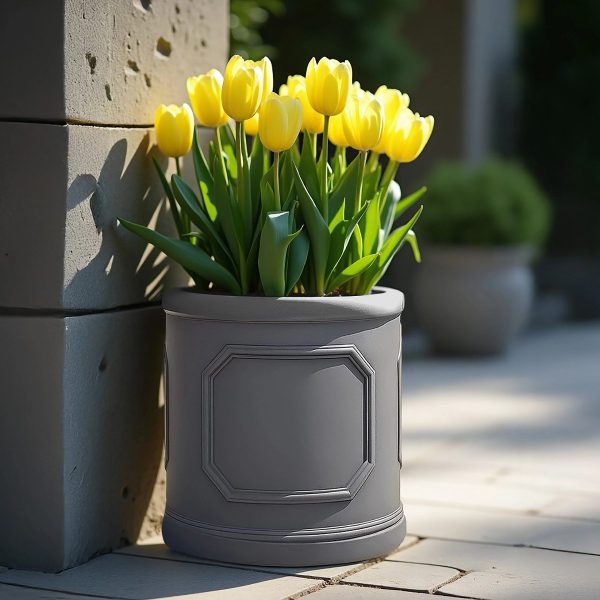 Faux Lead Chelsea Round Grey Light Stone Outdoor Garden Planter D30 H30 cm, 21 ltrs Cap.