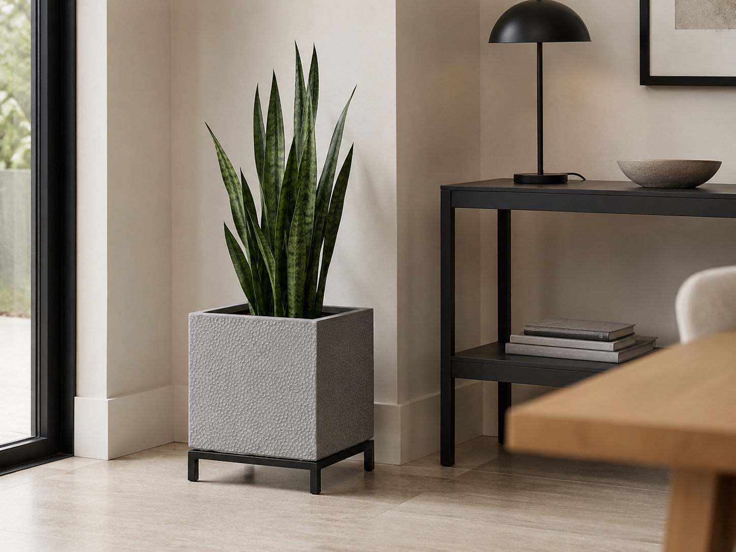 IDEALIST square indoor planter on a metal stand